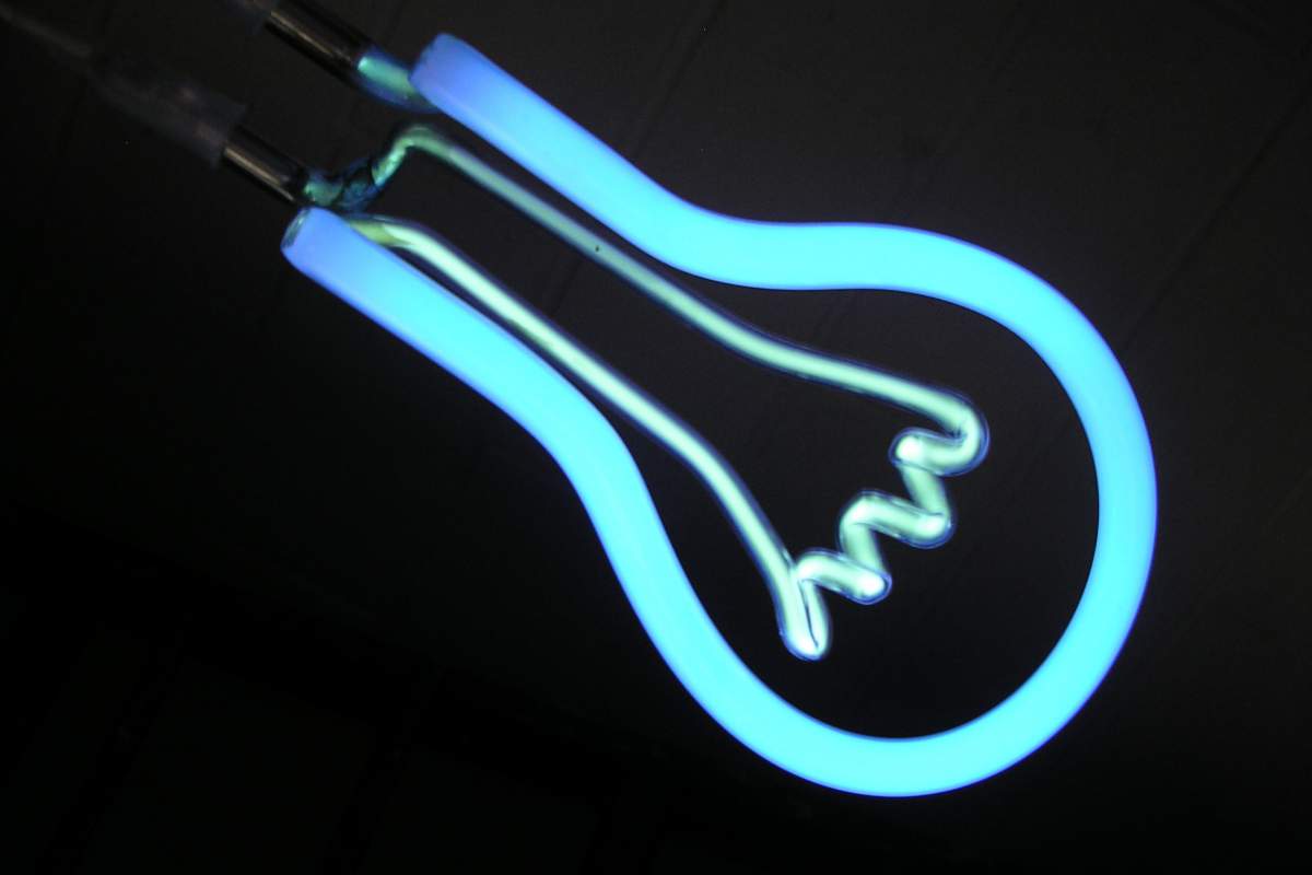 UV light bulb
