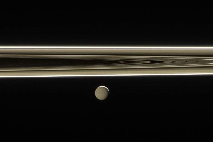 An image of Enceladus taken by Cassini. (Kevin M. Gill/NASA/JPL/CalTech/SSi/CICLOPS