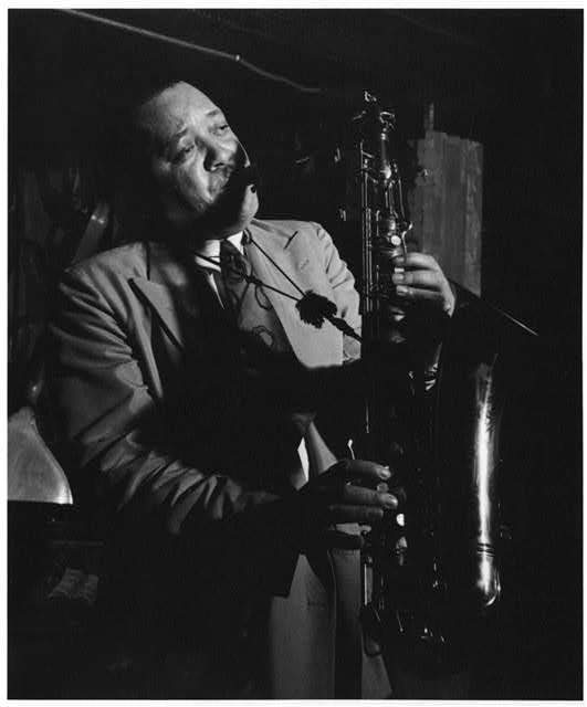 Photo of saxophonist Lester Young