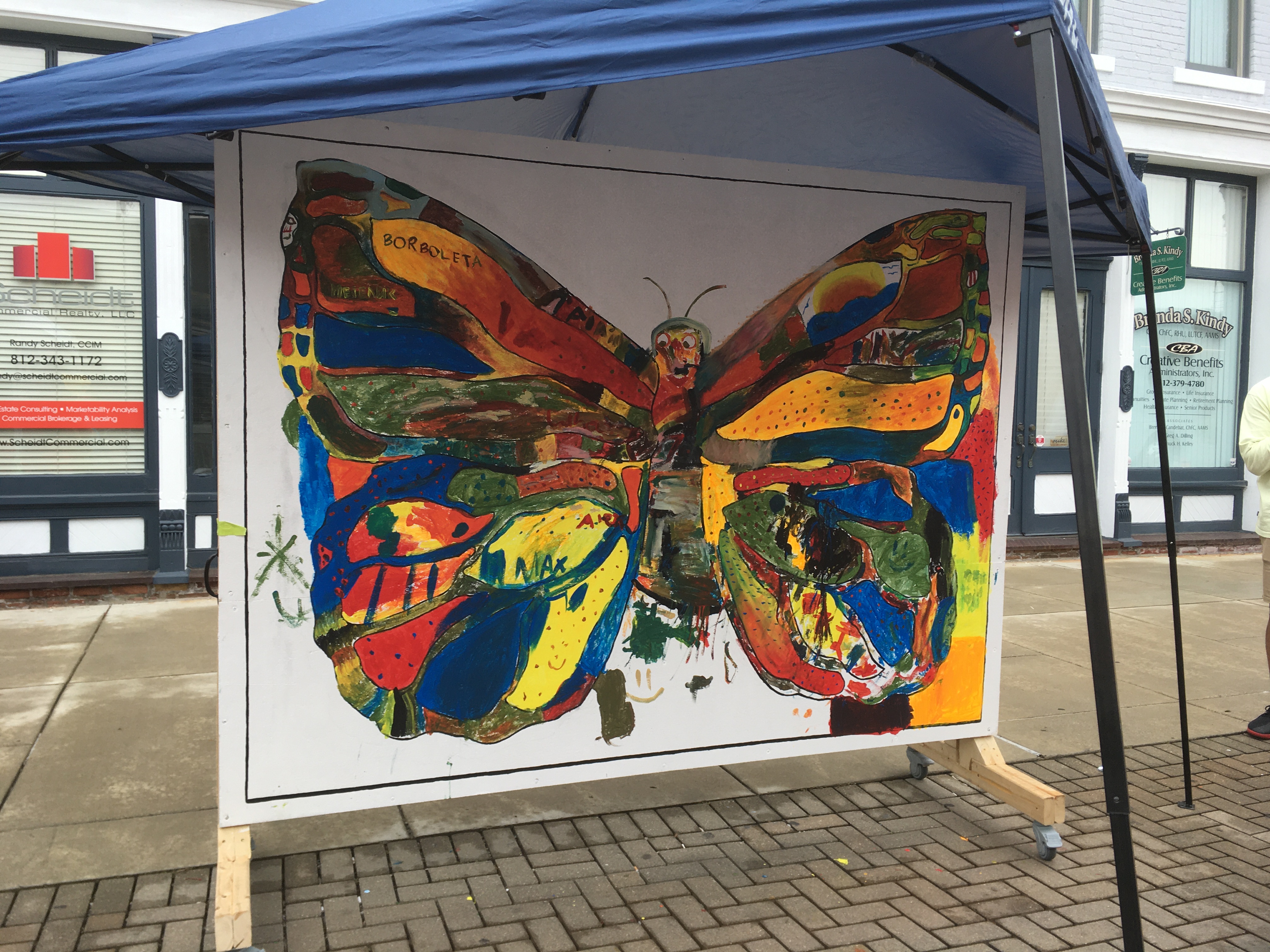 Nuestras Alas butterfly mural