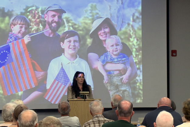 Sarah Dye speaks to the Grassroots Conservatives in Ellettsville