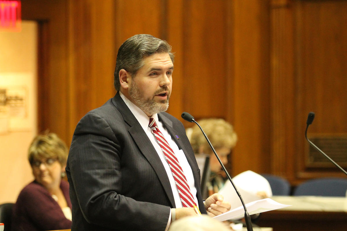 Rep. Ed Clere (R-New Albany).