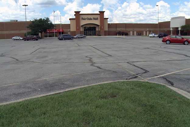 fair-oaks-mall-parking.jpg