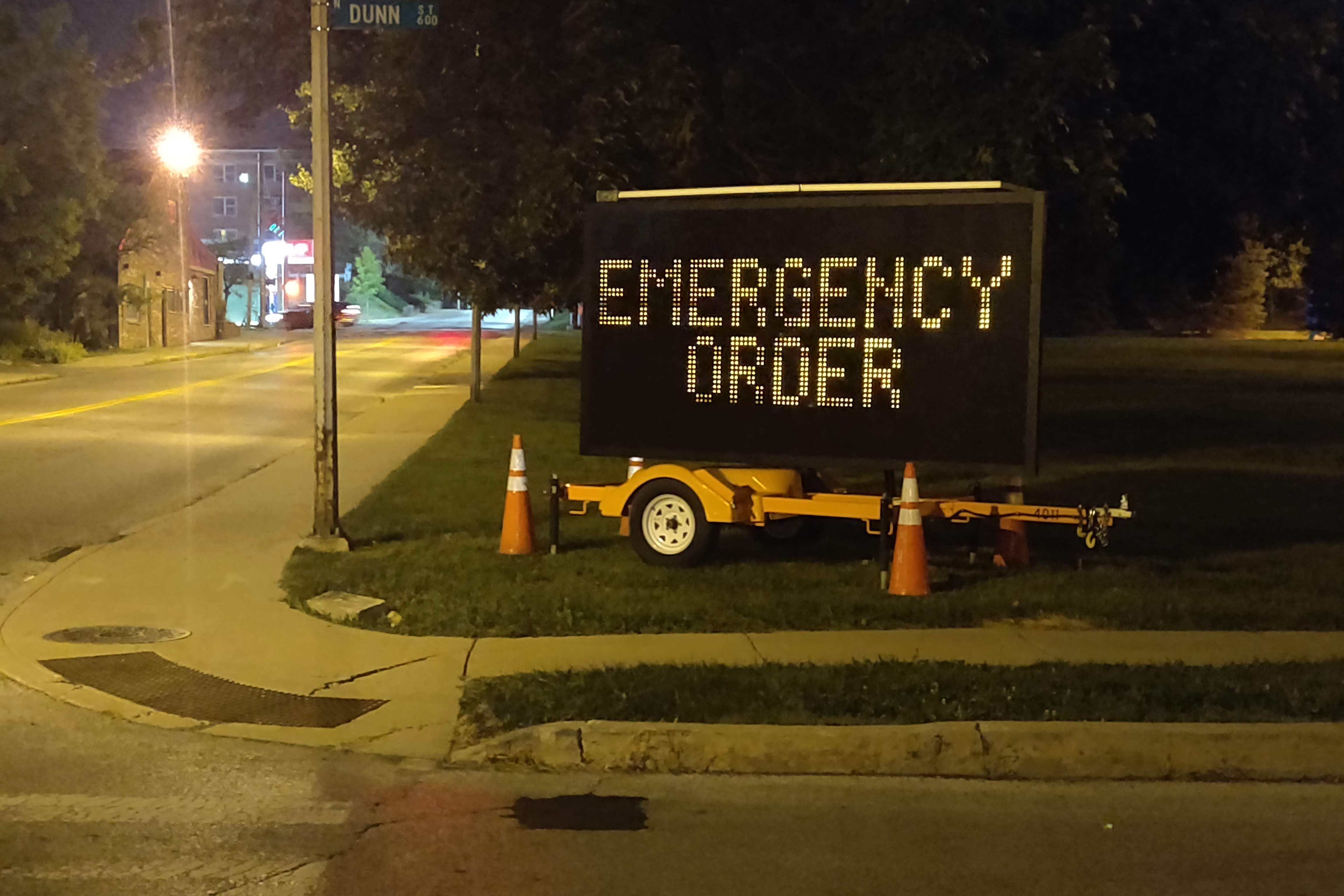 emergency sign 