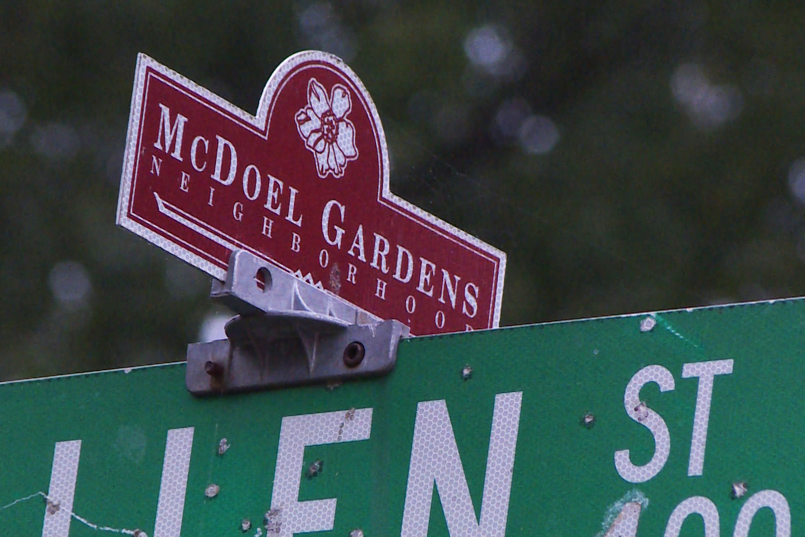 McDoel Gardens sign