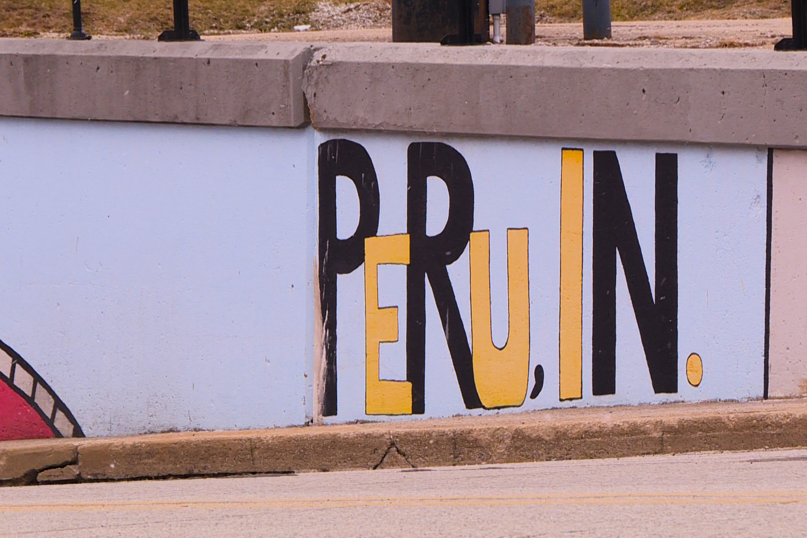 Peru underpass sign