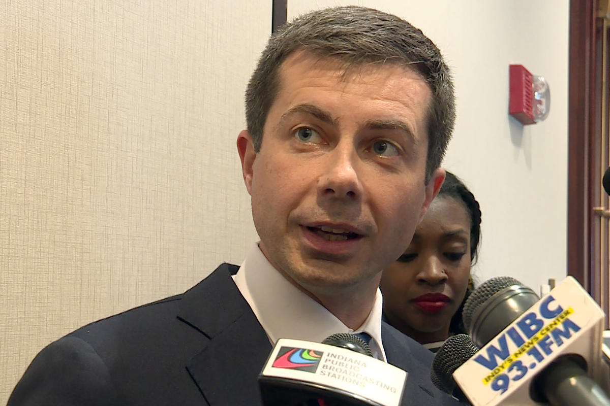 Mayor Pete Buttigieg (D-South Bend) speaks to reporters prior to his speech at an Indianapolis NAACP event.