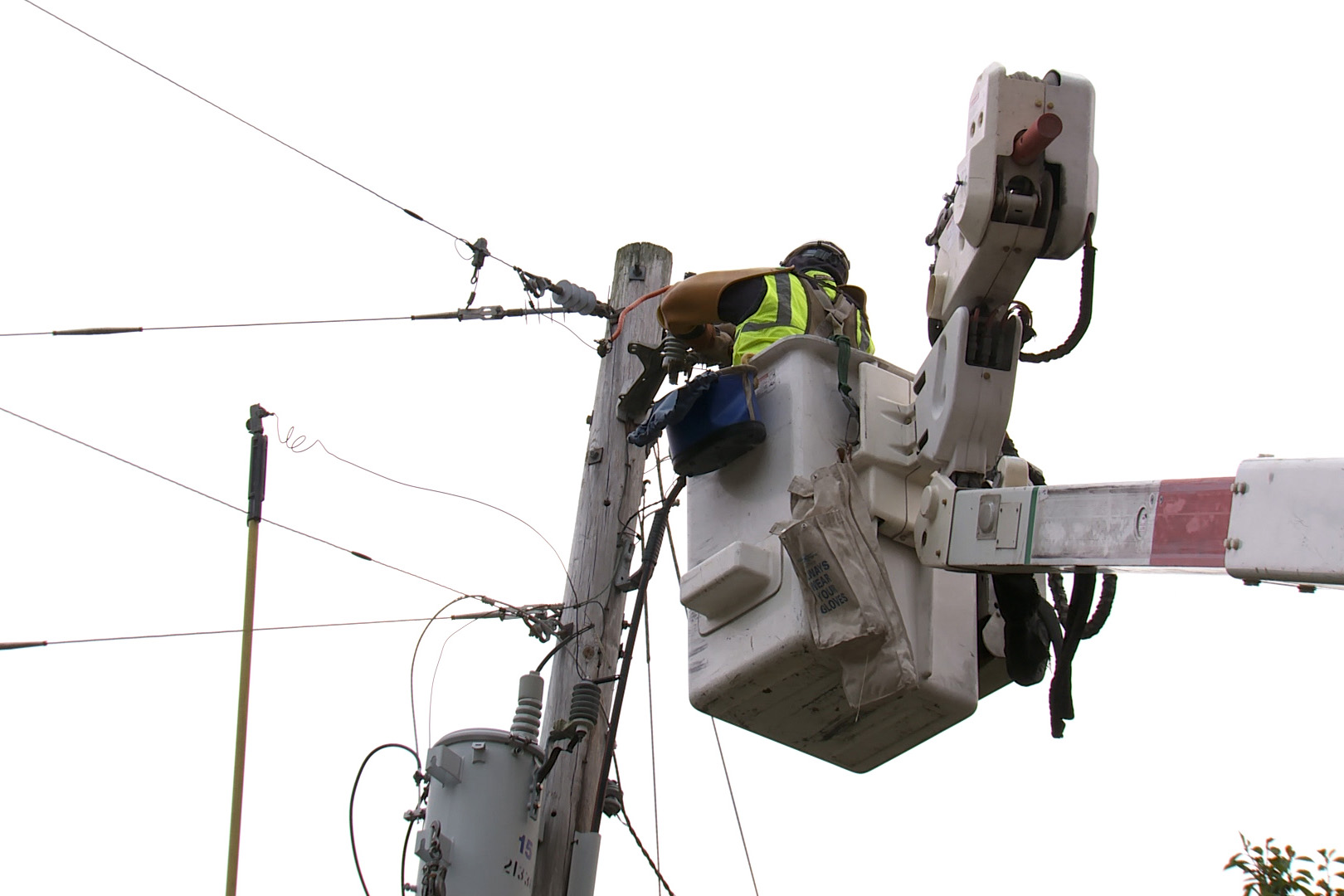 electric line repair