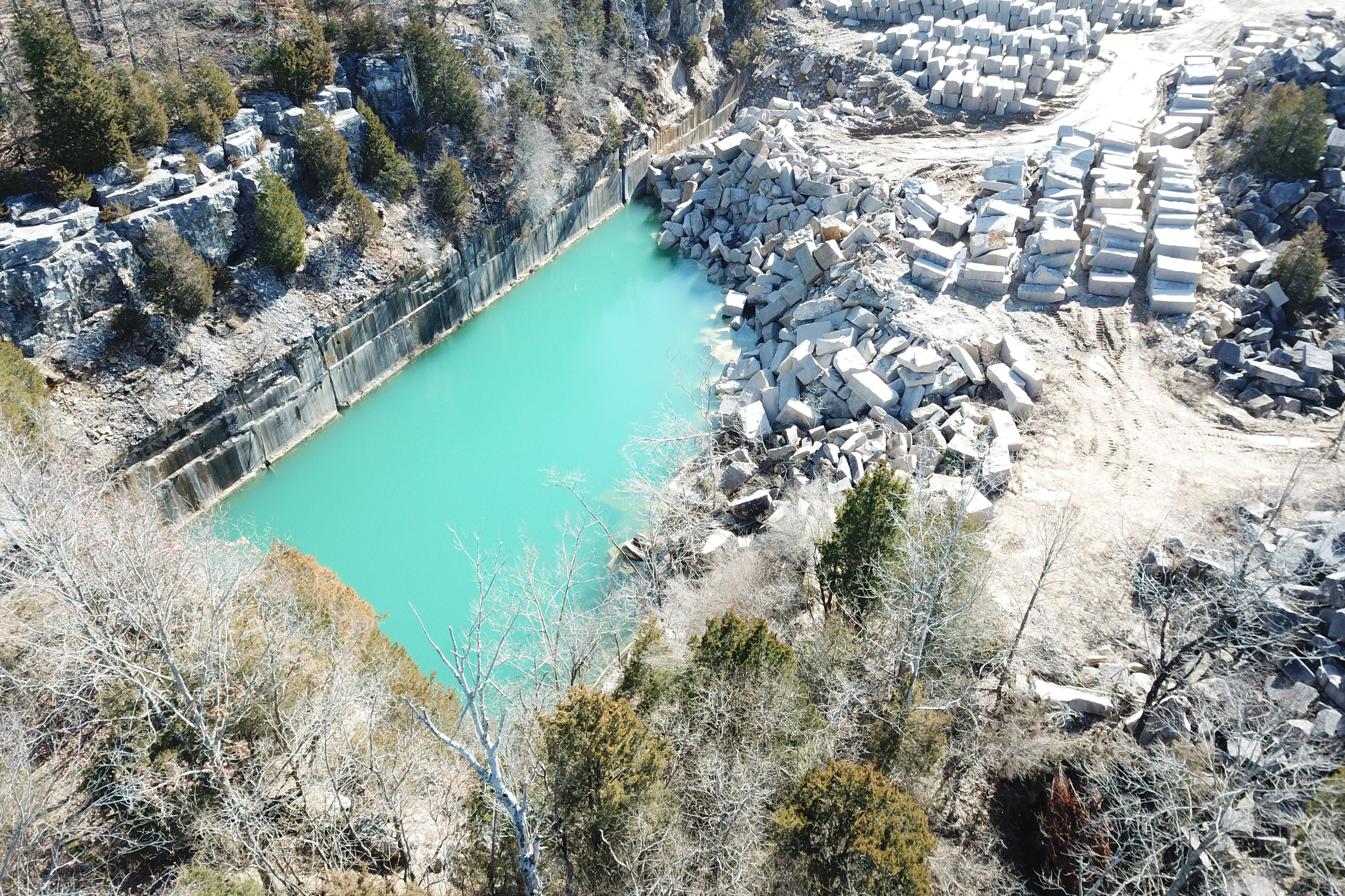 A photo of the Sanders Quarry in Bloomington (2020)
