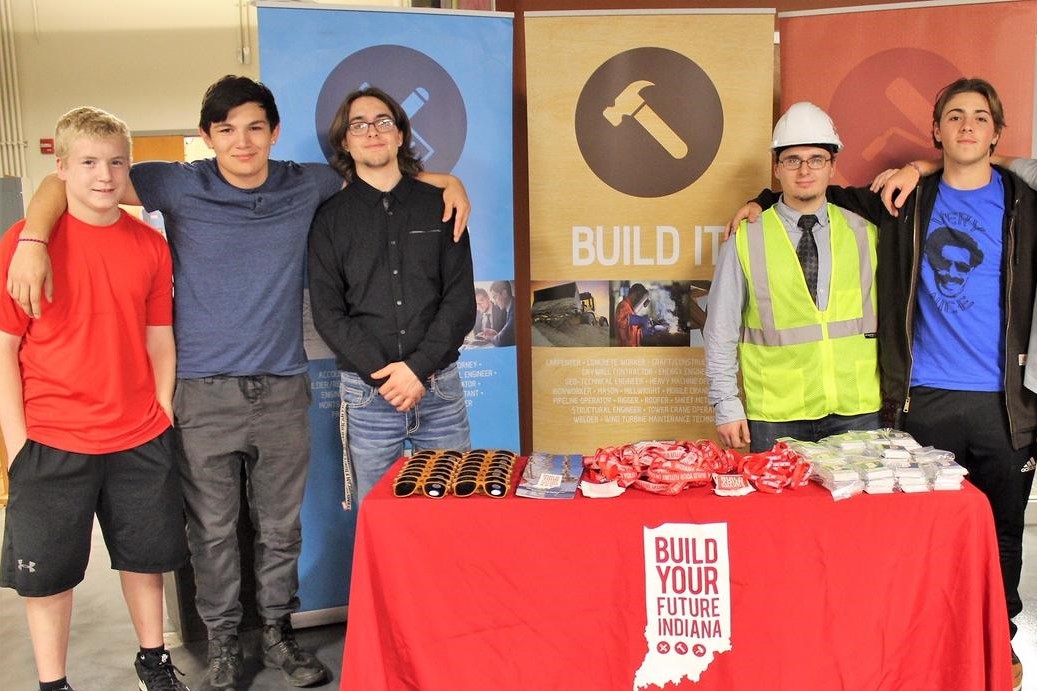 About 40 students at Hamilton Heights High School are expected to participate next fall in a new State Earn and Learn construction program, the first of its kind in the state.