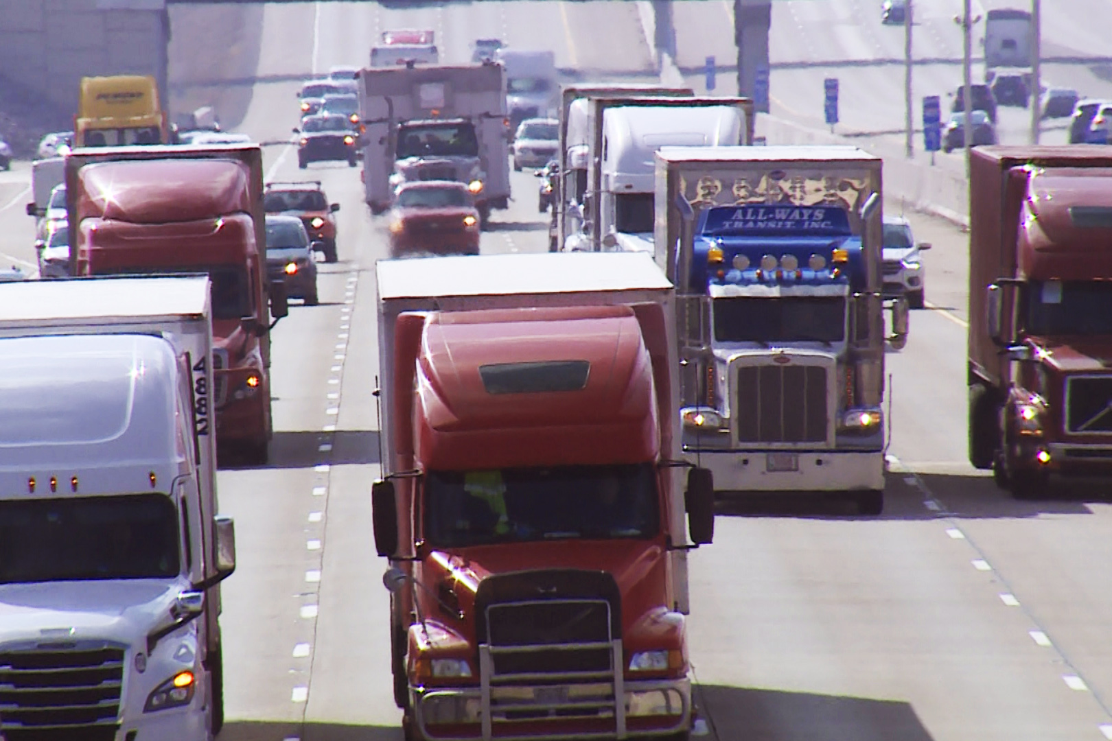 semi trucks on i69