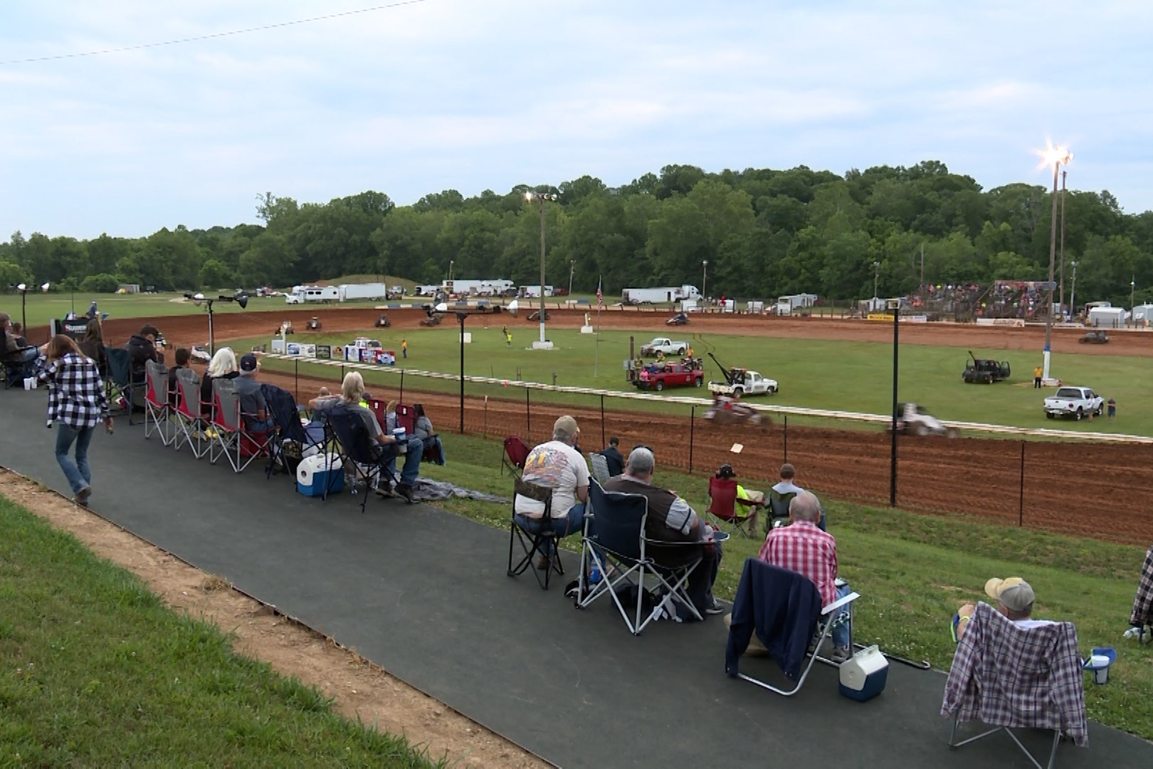 speedway fans
