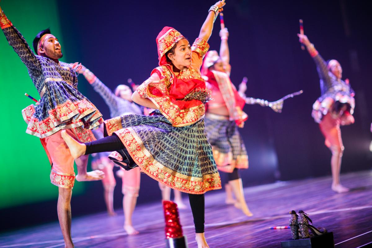 Dancers compete in the 2018 Raas Royalty Dance Competition. (Photo: Praneeth Gogineni)