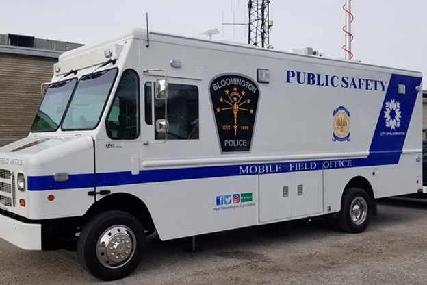 Image of the Bloomington Police Department's Mobile Field Office vehicle 