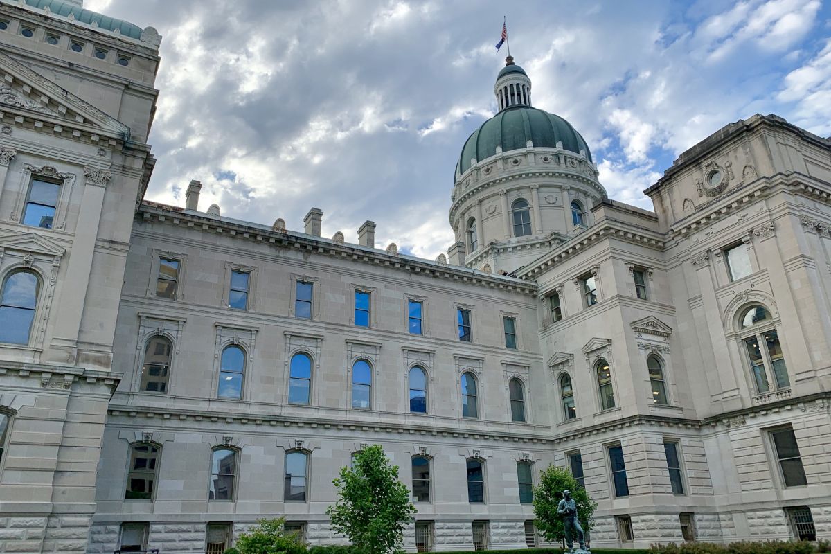 The northwestern exterior of the Indiana Statehouse.