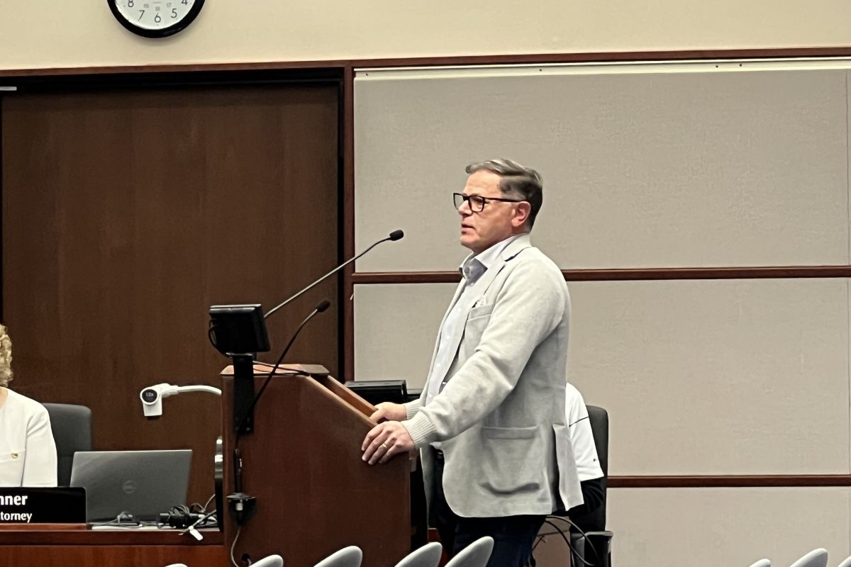 John Fernandez, former Bloomington mayor, speaks on behalf of The Mill regarding an alleyway vacation.