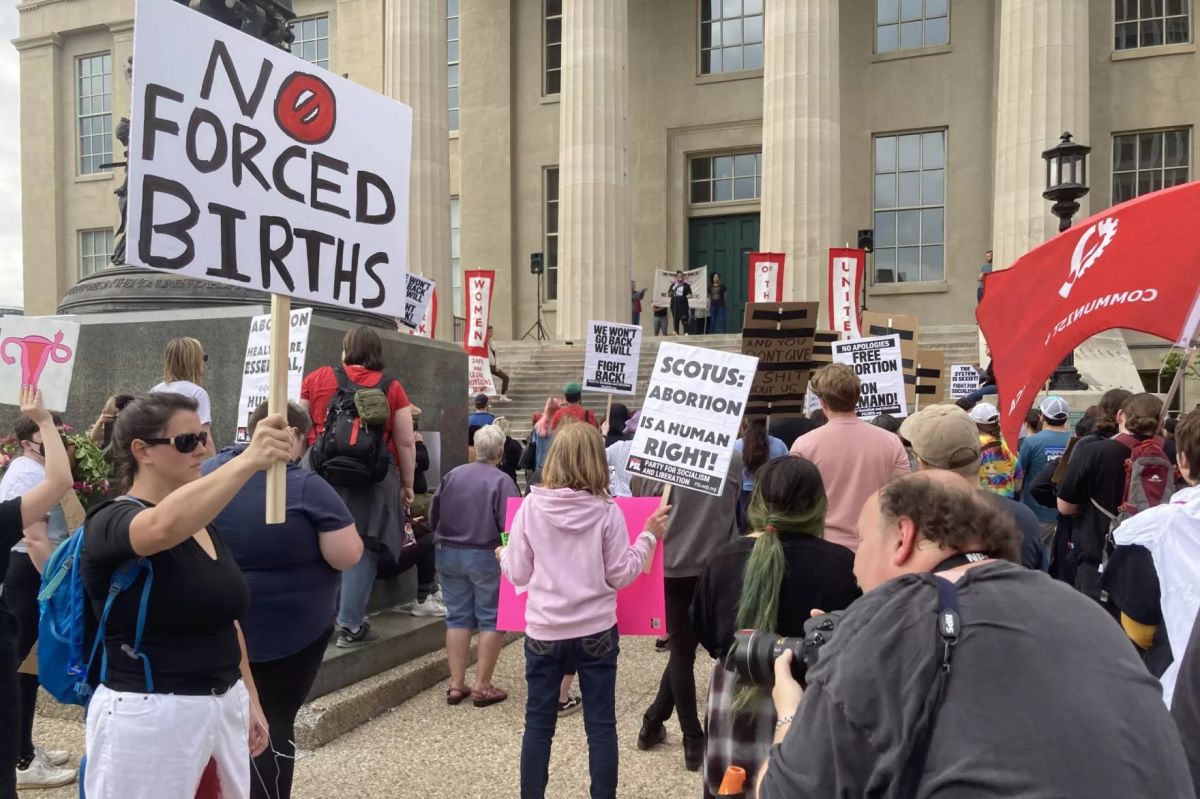 Crowds in Kentucky in front of a government building protesting the state's total abortion ban in August 2022.