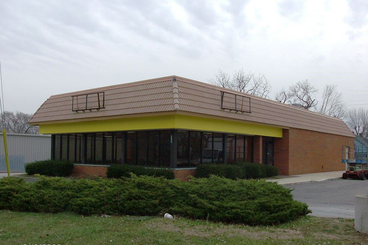 Former Burger Chef building, located at 3127 W. Washington St. in Indianapolis, taken Dec. 18, 2009.