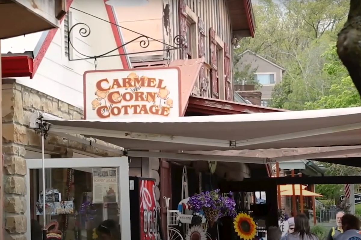 A photo of the Carmel Corn Cottage's exterior sign in downtown Nashville, Indiana.