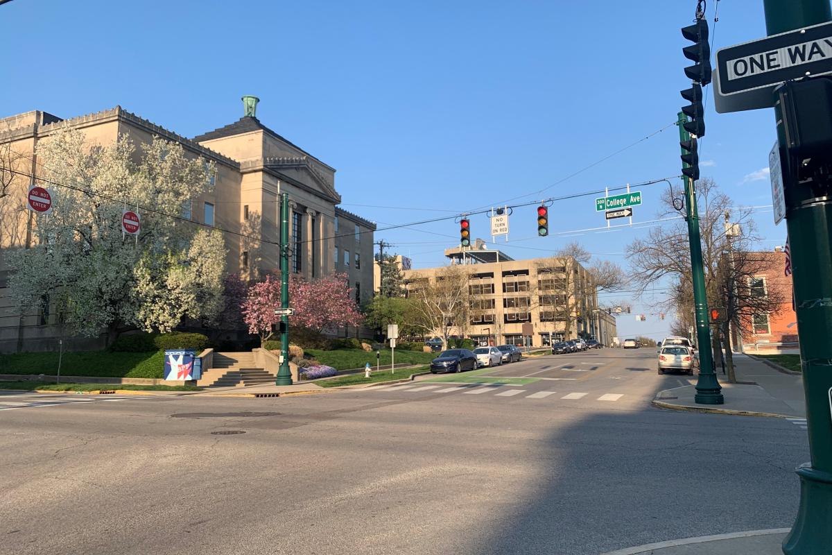 A photo of the College Avenue and 7th Street intersection in downtown Bloomington.