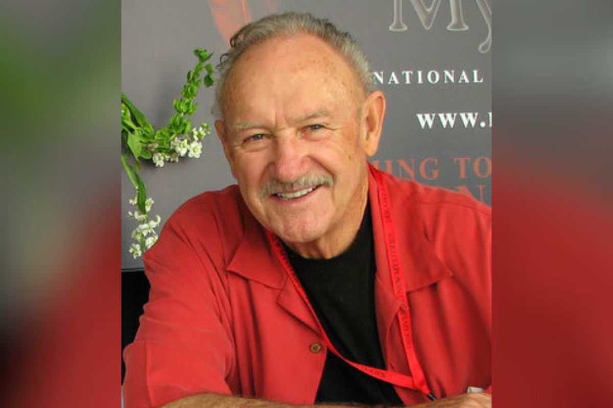 Gene Hackman at a book signing in June 2008.