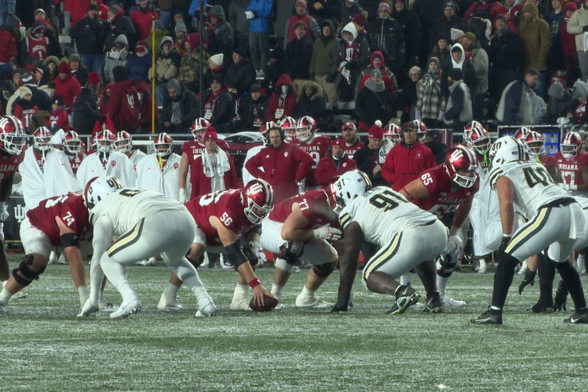 IU's offense lines up against Purdue