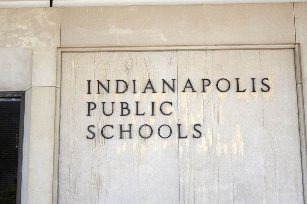 Indianapolis Public Schools central office sign