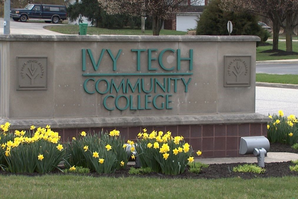 Ivy Tech sign in Bloomington