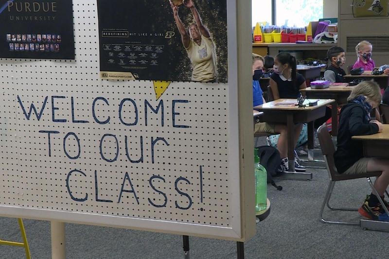 Logansport school welcome class sign