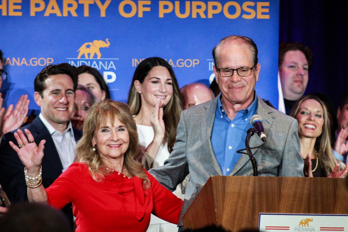 Maureen Braun, left, celebrates on election night with her husband, Mike, right, on Nov. 5, 2024. 