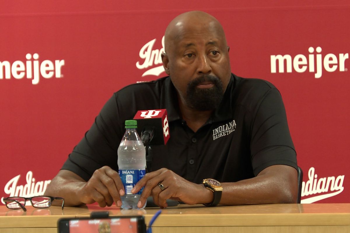 Indiana men's basketball coach Mike Woodson speaks to the media.