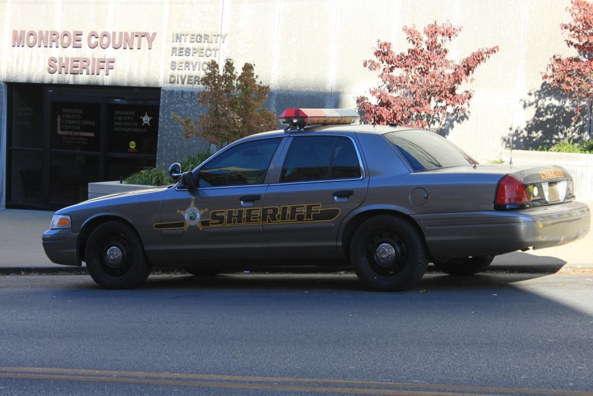 Image of Monroe County Sheriff  car