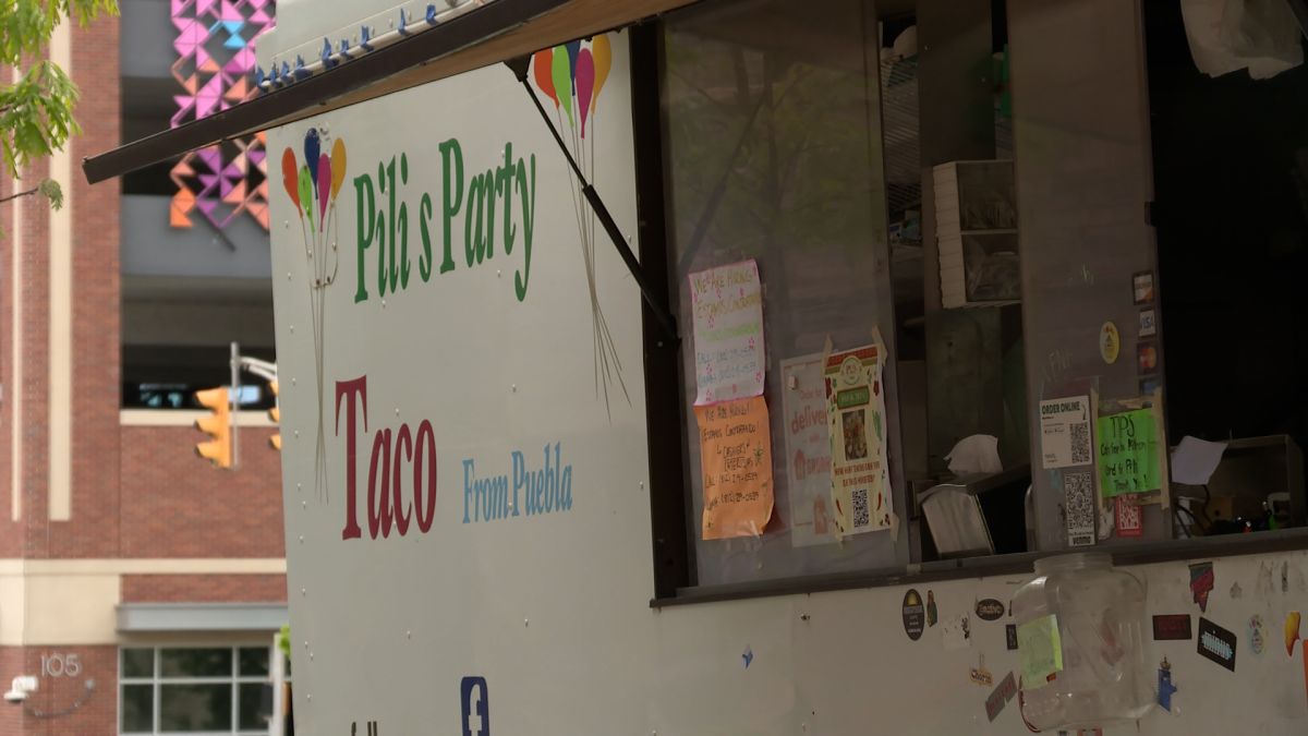 Pili's Party Tacos truck is parked along South Walnut Street Monday.