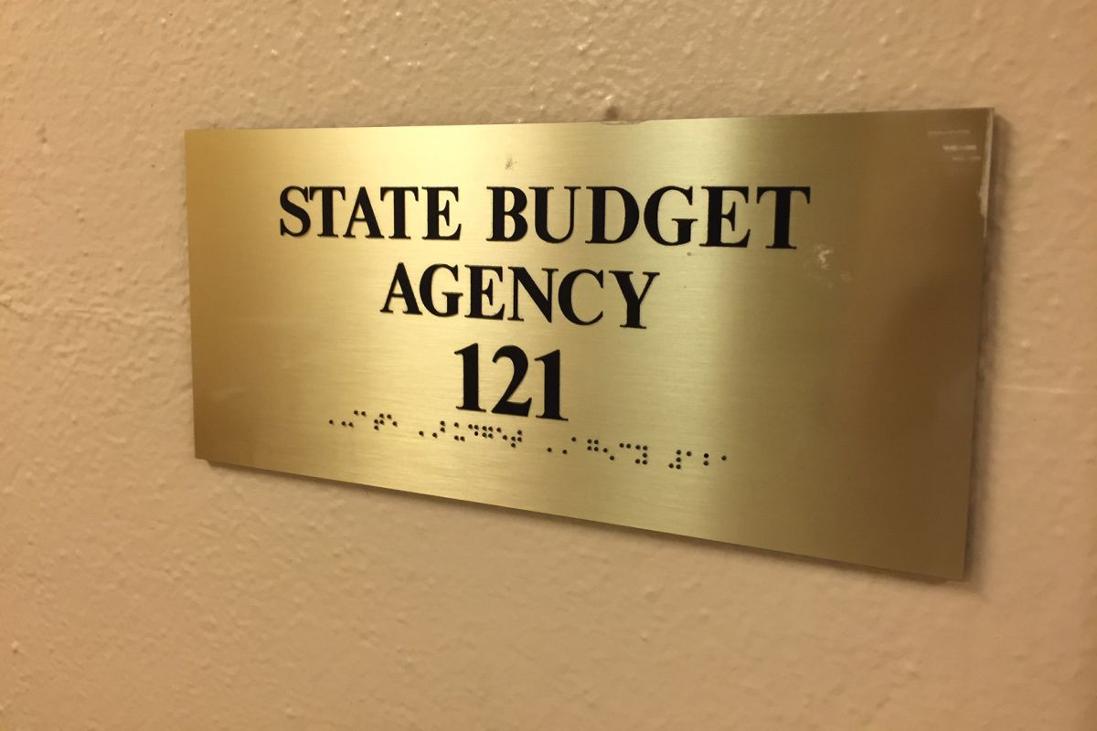 plaque for state budget agency office