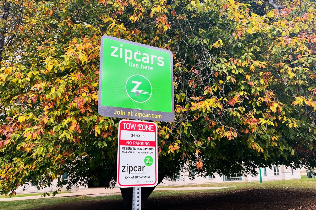 Zipcar sign on E. 7th St.