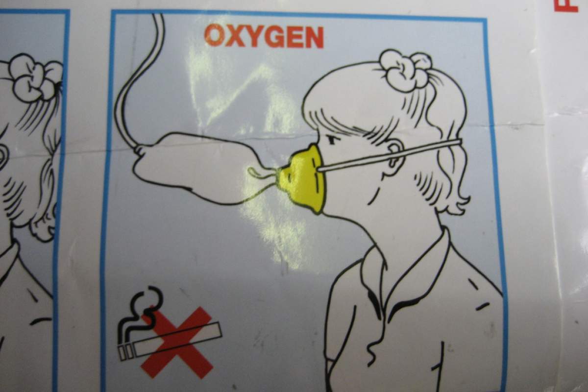 picture of woman with oxygen mask on