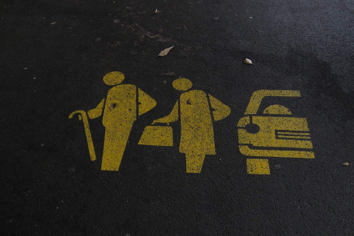Senior Citizens parking icon