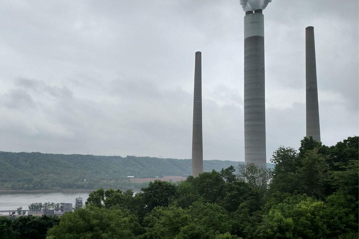 Coal plants like this one in Madison, Indiana are contributing to the dangerous levels of carbon in the Earth's atmosphere.