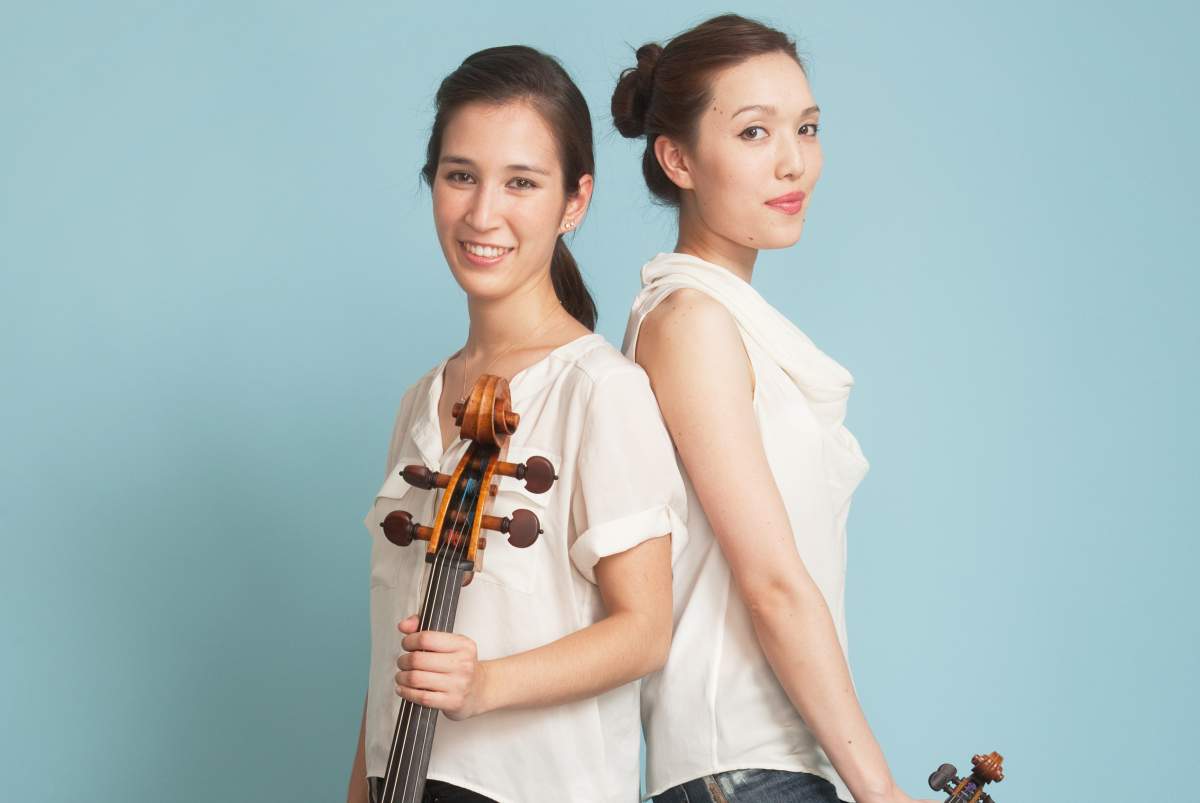 cellist Meta Weiss and violinist Arianna Warsaw-Fan