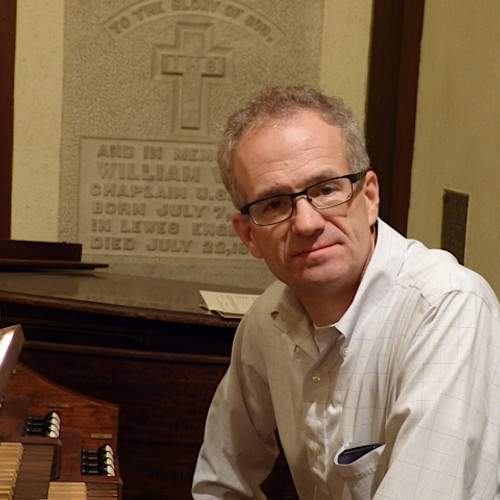 Organist Bruce Neswick
