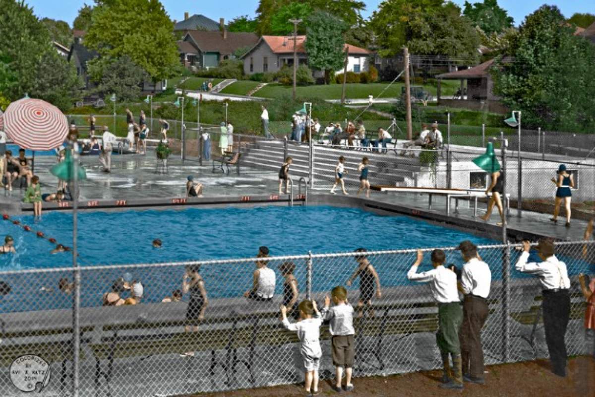 colorized photo of pool from 1930s