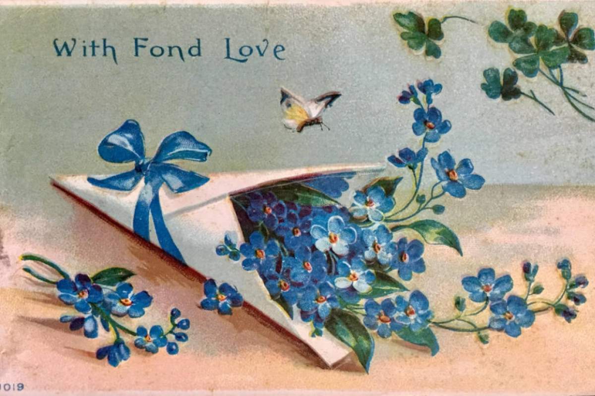 Antique floral greetings post card, circa early 20th century. (Yesterdays-Paper / Deviantart)