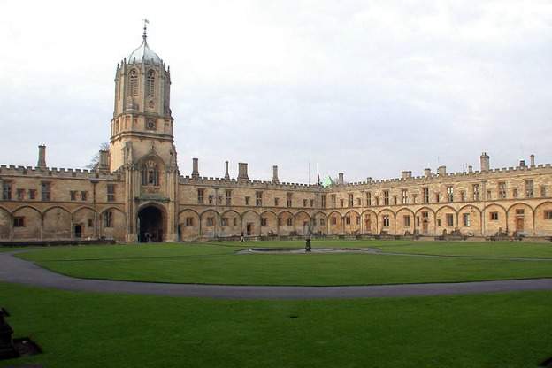 Tom Quadrangle, Christ Church College, University of Oxford, UK.