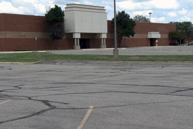 Fair-Oaks-Mall-storefront.jpg