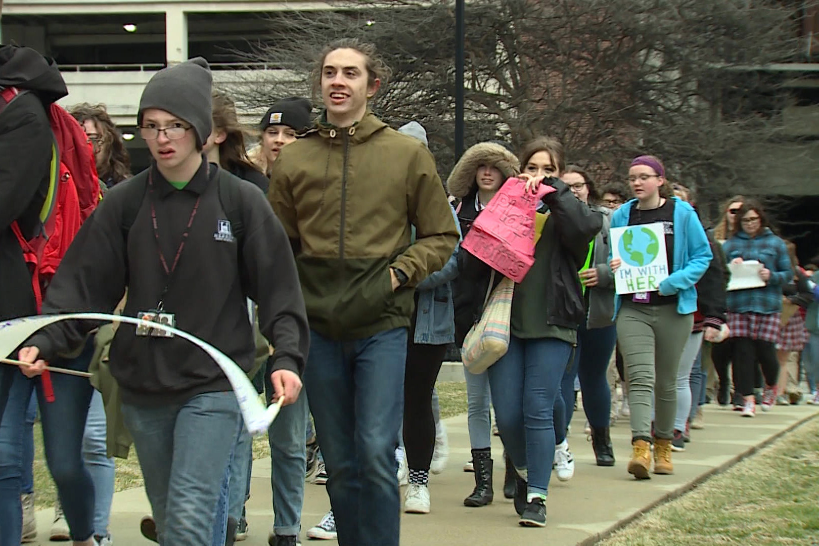 teens marching into the statehouse