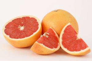 Photo of sliced grapefruit.