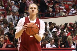 Indiana guard Grace Berger shoots during Hoosier Hysteria