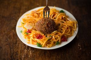 Cultivated meatball and spaghetti