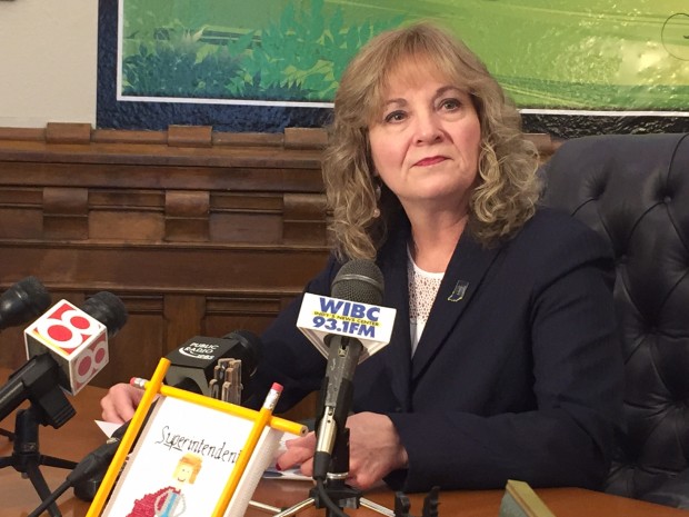 State superintendent Glenda Ritz updated her legislative agenda Tuesday for the 2016 General Assembly.